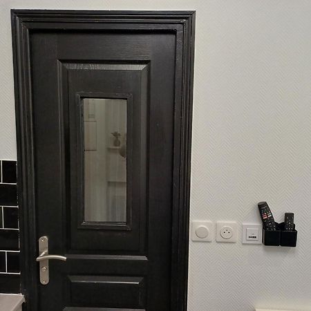 Bright Small Studio Paris Saint Ouen Ngoại thất bức ảnh